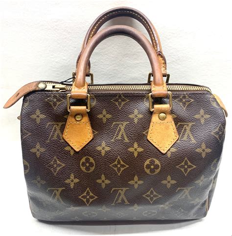 how to get a discount at louis vuitton|is louis vuitton outlet real.